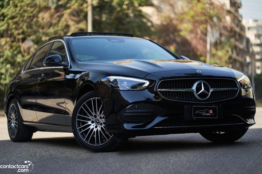 إيجار سيارة مرسيدس فخمة بأفضل الأسعار